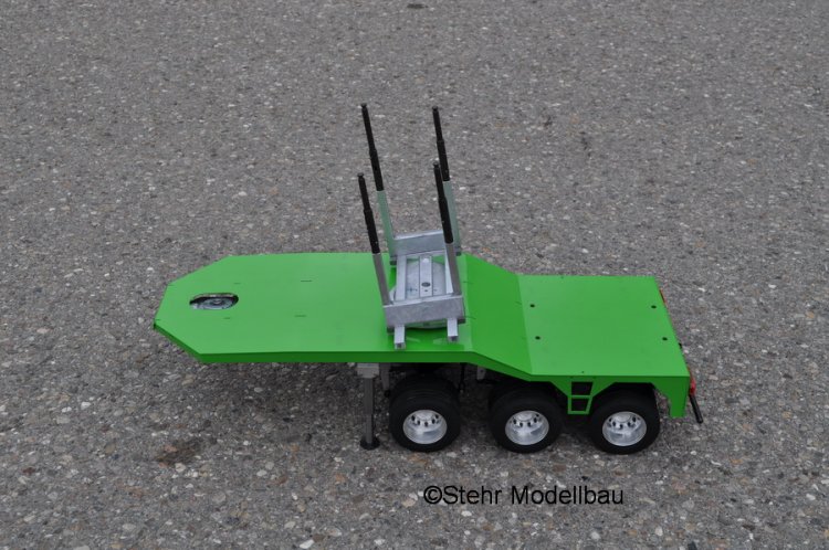 3 Achs Dolly - zum Schließen ins Bild klicken